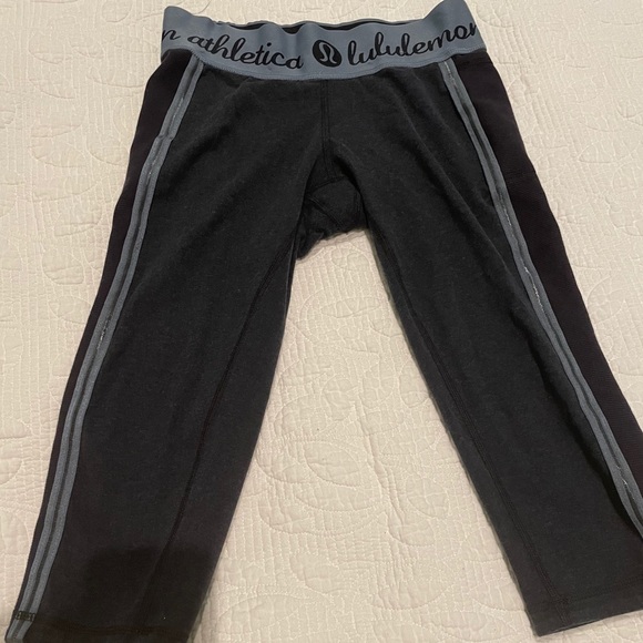 Lululemon Crop Two-Tone Leggings - Picture 2 of 4